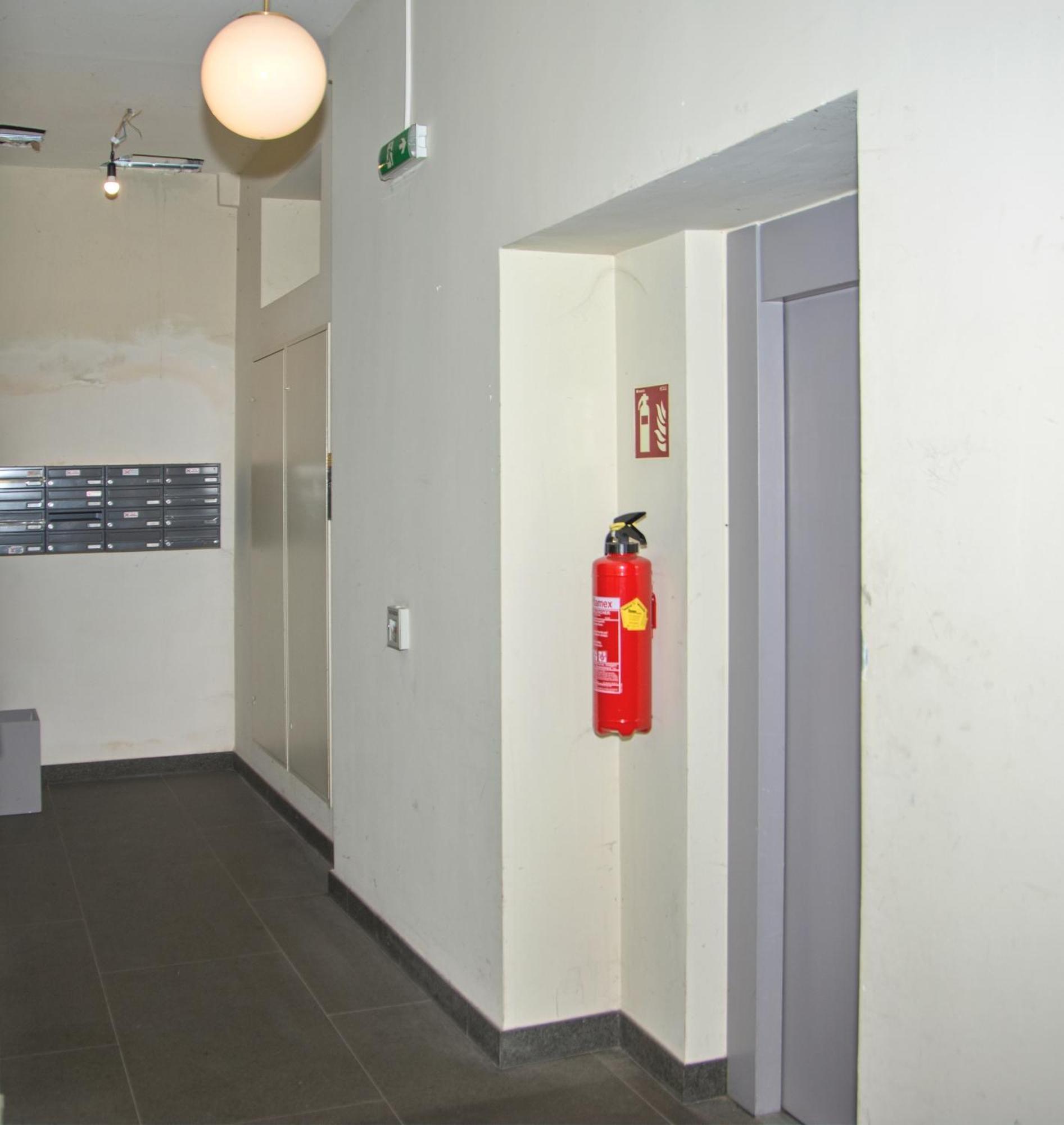Blue Lotus Apartment Viena Exterior foto
